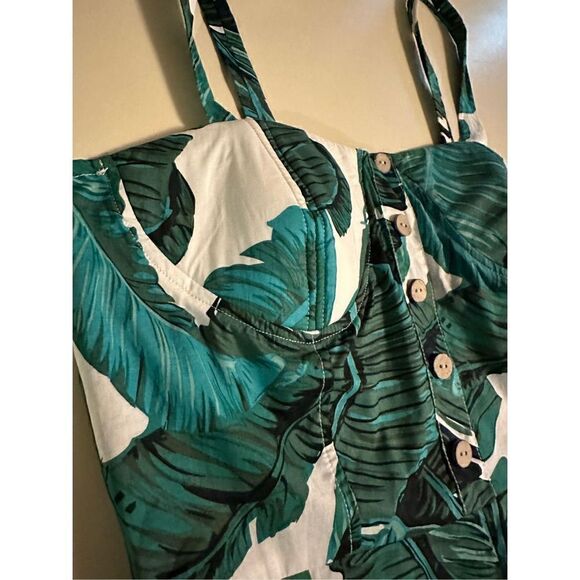 Boohoo Nasty Gal Romper Playsuit Green White 50s Style Palm Leaves Womens Sz L - Picture 5 of 15